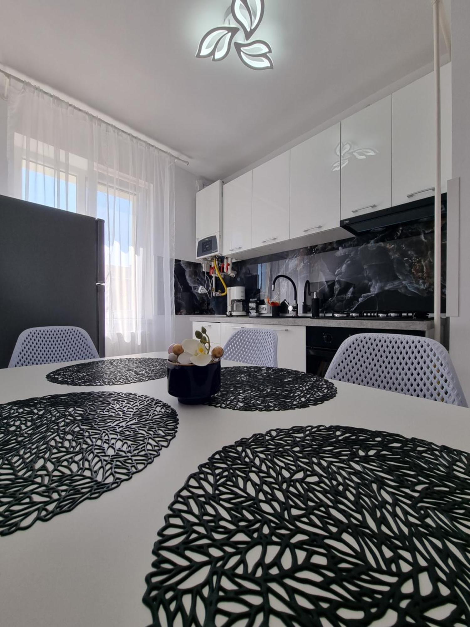 Apartament Central Pe Pietonala Nr2 Hunedoara Exterior foto
